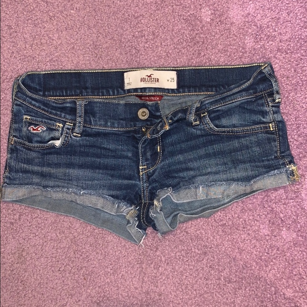 Hollister jean shorts size 1